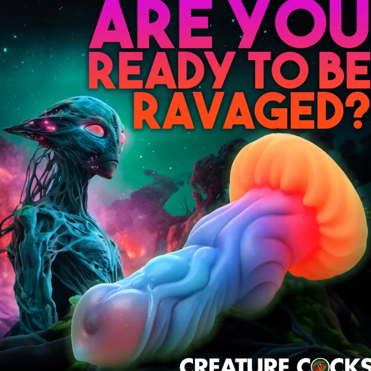 Creature Cocks Silicone Dildos>Alien Invader Glow-In-The-Dark Silicone Dildo