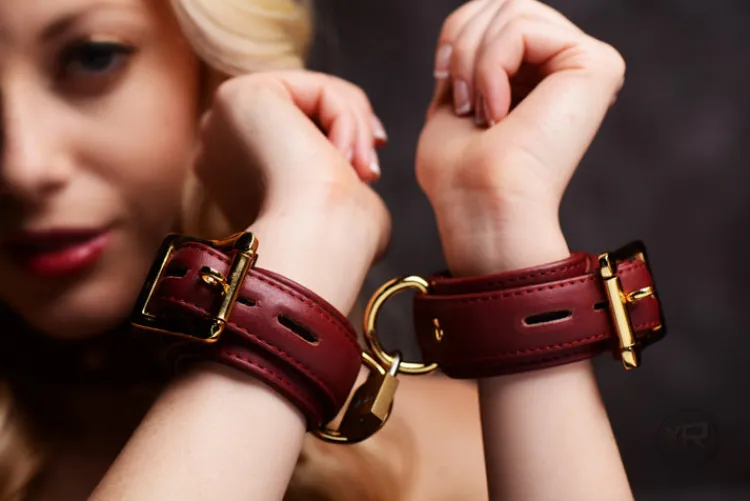 Strict Leather Wrist & Ankle Cuffs>Luxury Burgundy Restraints