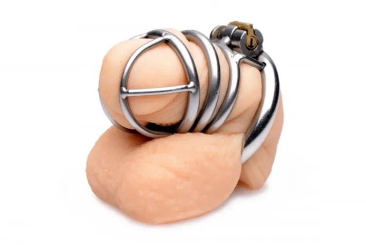 Master Series Chastity Devices | Penis Rings>Pen Deluxe Stainless Steel Locking Chastity Cage